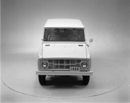1966 Ford Bronco in Studio